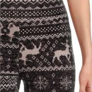 🌱🦢4 FOR $15!🦢🌱 black reindeer leggings
